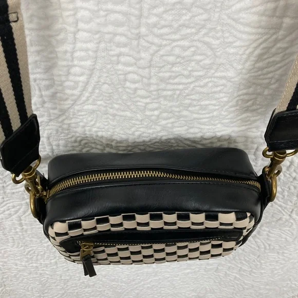 Universal Thread Checkered Black and Cream Crossbody Bag Faux Leather Cute 8 x 6 - Picture 4 of 12